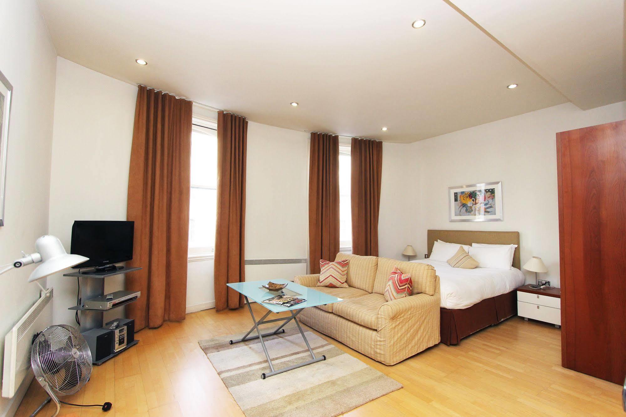 Princes Square Apartments London Eksteriør billede